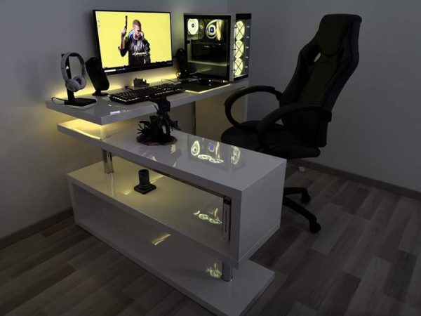 Adjustable Gaming Desk